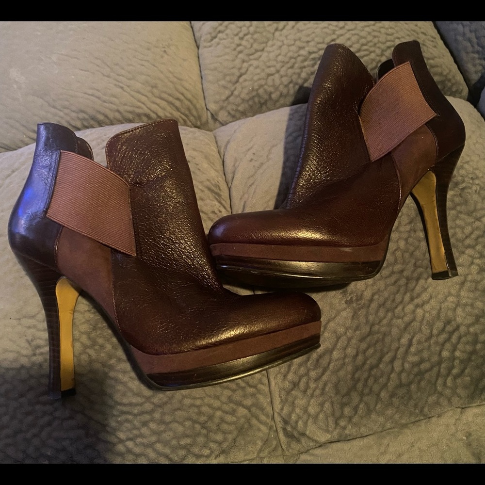 Nine West NWCREDABLE Plum Heels size 7W